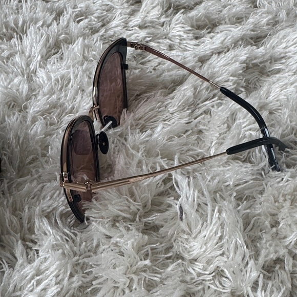 Tom Ford Black and Gold Sunglasses for Women-titanium main image 6